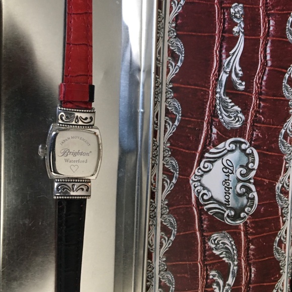 🔆SOLD🔆 BRIGHTON Waterford BATTERY~ Reversible Ladies Watch w/Black & Red Band - Picture 3 of 7